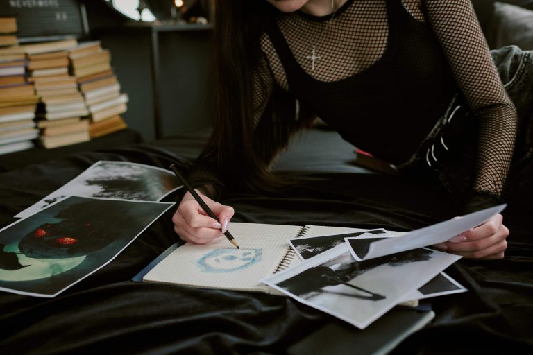 How to Develop a Unique Art Style for Your Comics